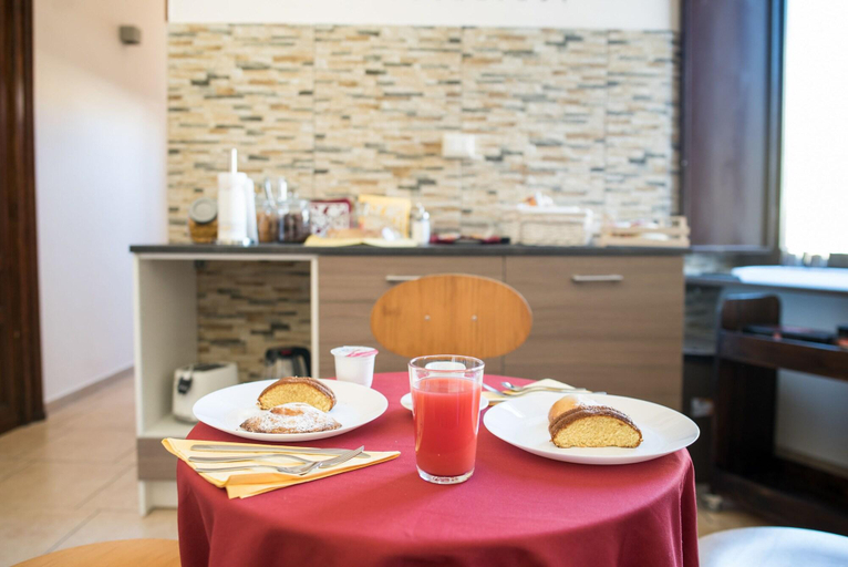 Food & Drinks 5, Vico 22 Rooms Napoli, Napoli
