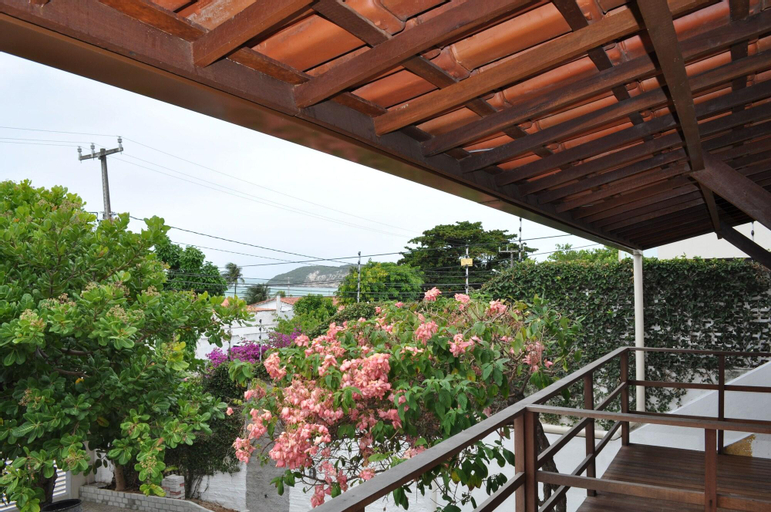 Exterior & Views 24