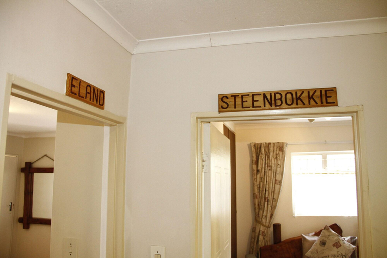 Public Area 2, Kalahari Guest House, Nkangala