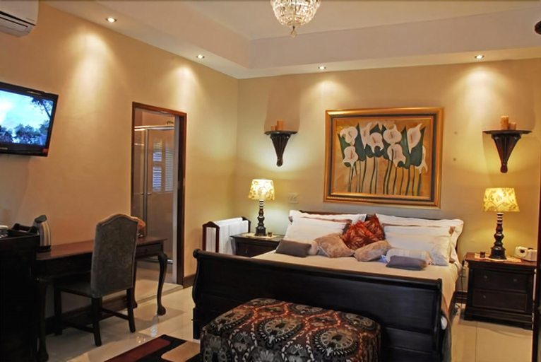 Public Area 5, Villa Amor, City of Tshwane