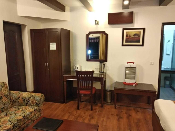 Public Area 3, Manu Maharani Regency, Nainital