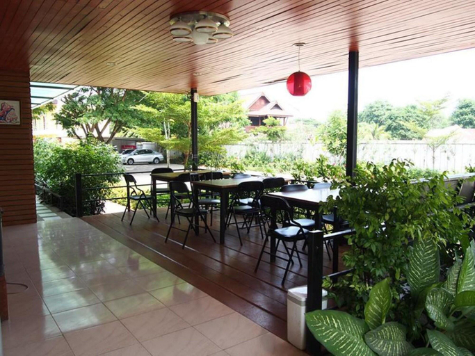 Public Area 2, Baansakulpetch Hotel, Sung Noen