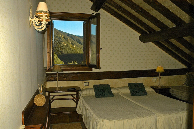 Bedroom 3, Hotel Casa Frauca, Huesca