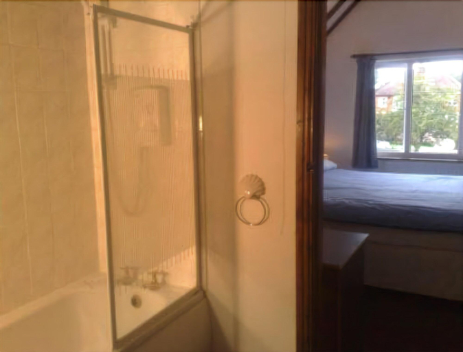 Bathroom 4, Achill Guest House, Solihull