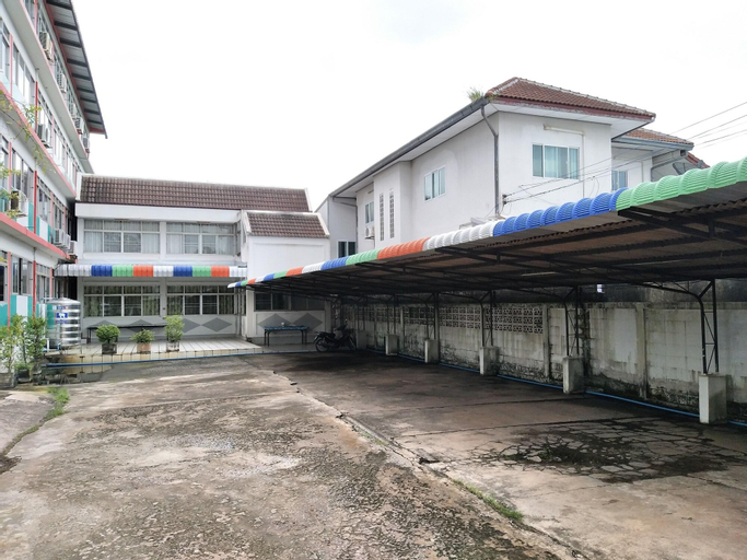 Pattha Hotel, Muang Prachin Buri