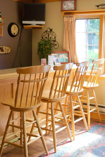 Public Area 2, Settlement Inn & Lavender Spa, Door