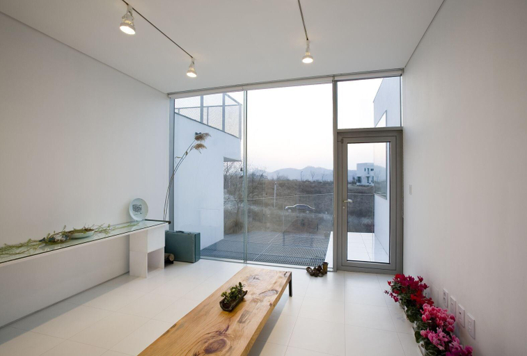 Bathroom 5, Motif No.1 Guest House, Paju