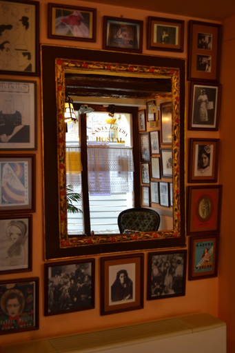 Public Area 3, Hostal Santa Agueda, Zaragoza