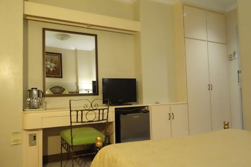Hotel Canelsa, Tacloban City