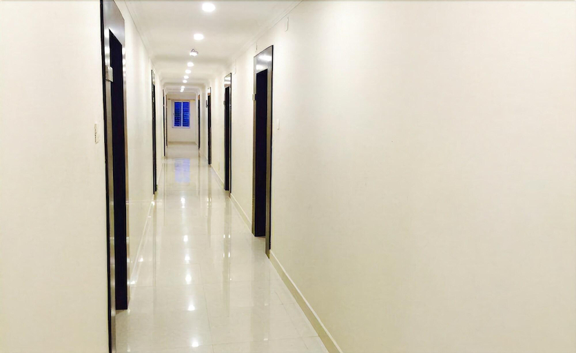 Public Area 3, The Royal Oak Hotel, Uttara Kannada