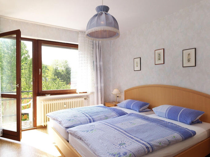 Bedroom 4, Weinhaus Pension zur Mühle, Bernkastel-Wittlich