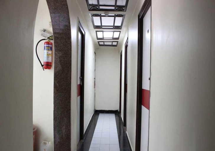 Public Area 2, Dreamland Hotel, Mumbai City
