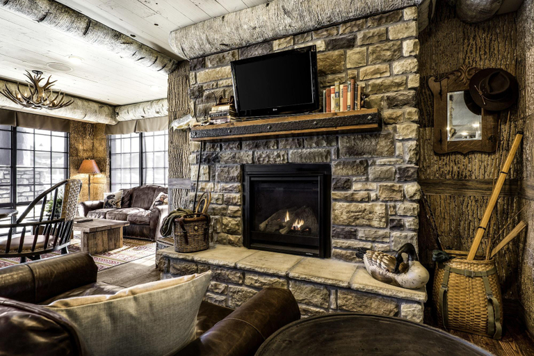 Public Area 3, Bass Pro Shops Angler's Lodge, Greene