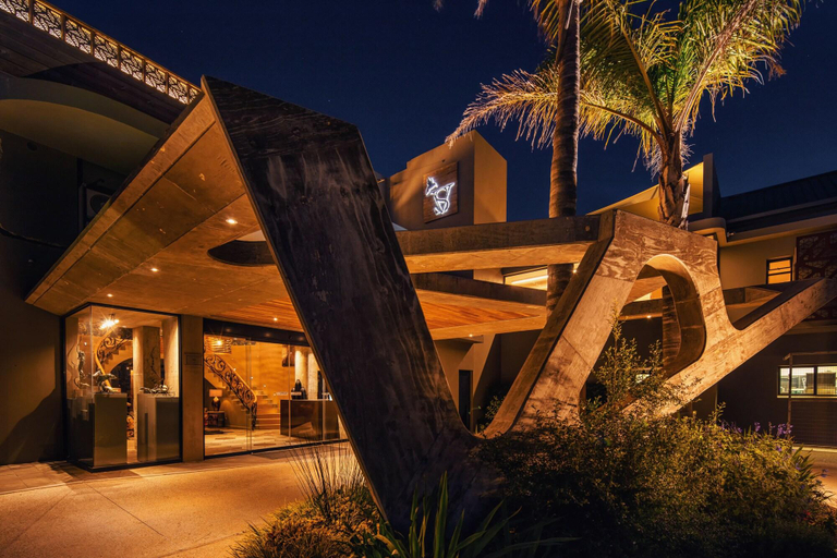Exterior & Views 2, Sky Villa Boutique Hotel, Eden