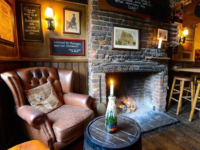 Public Area 3, The Black Horse Inn, Kent