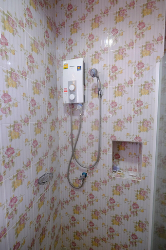 Bathroom 4, SK Hotel, Muang Mukdahan