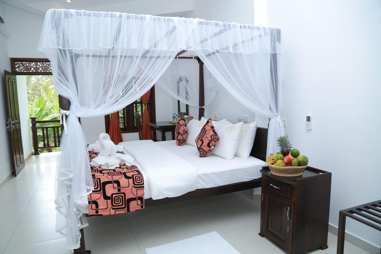 Bedroom 3, Hotel Sanmark, Habaraduwa