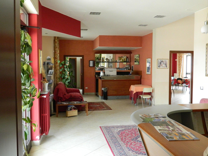 Public Area 2, Hotel Caimo Bed-Breakfast, Potenza