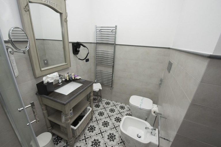 Bathroom 5, Domus Centro Tropea, Vibo Valentia