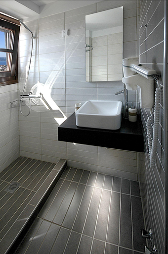 Bathroom 4, Helianthus Guesthouse, Central Macedonia