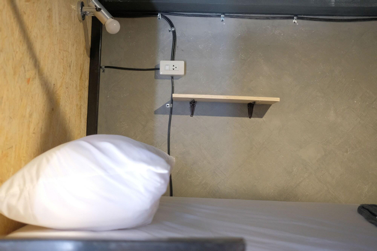 Bedroom 4, The Beds Ever - Hostel - Adults Only, Huai Kwang
