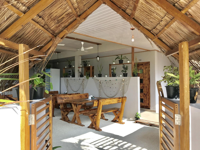 Public Area 3, Dhiffushi Inn, Kaafu Atoll
