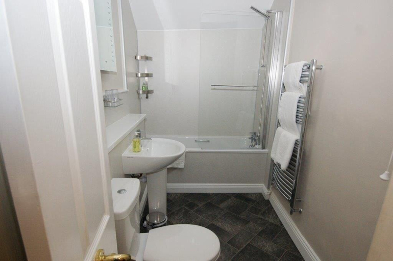 Bathroom 4, Seatoller House, Cumbria