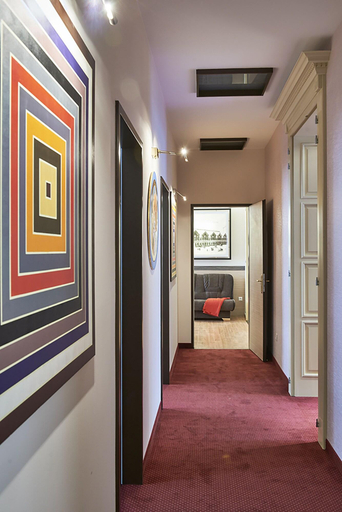Public Area 3, Lion Premium Hotel, Budapesti
