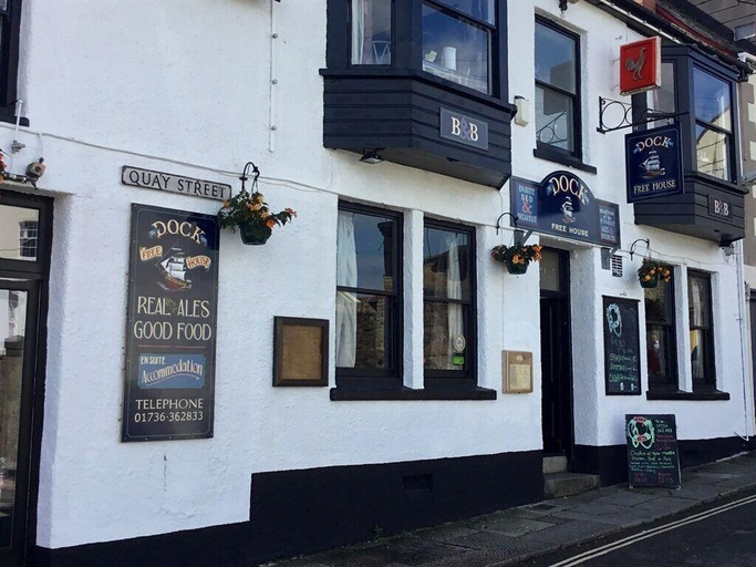 Exterior & Views 2, The Dock Inn, Cornwall