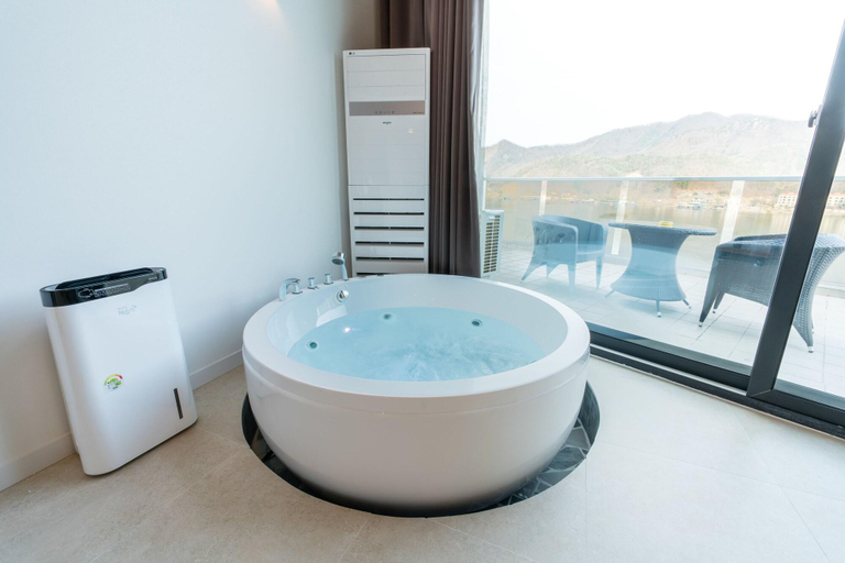 Bathroom 4, W Jiwoo Resort, Gapyeong