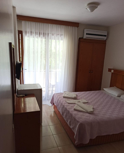 Bedroom 2, Akpinar Otel Cesme, Çeşme