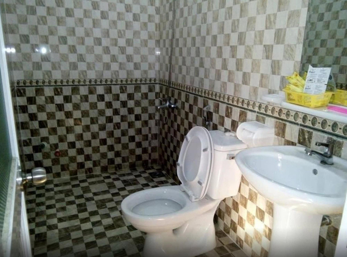 Bathroom 5, Kim Hong Anh Guesthouse, Phú Quốc