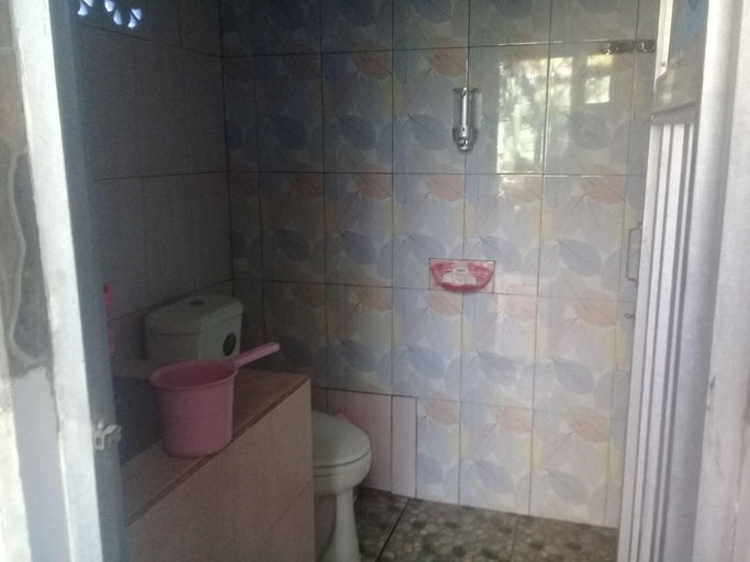 Bathroom 3, Bunga Matahari, North Minahasa