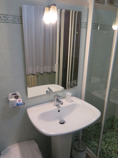 Bathroom 4, Hotel Al Soffiador, Venezia