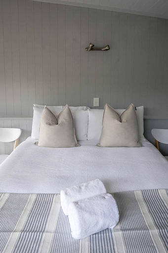 Bedroom 2, La Dolce Vita, Thames-Coromandel