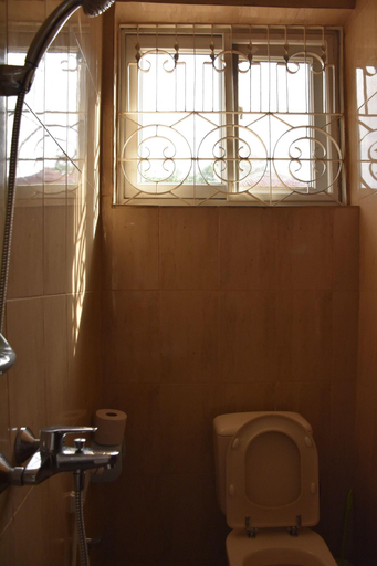 Bathroom 4, East Point Hotel Moshi, Moshi Urban