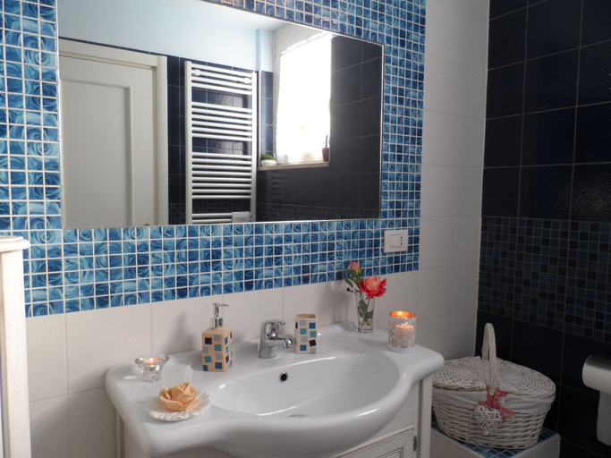 Bedroom 2, B&B Petali Rosa, Bari