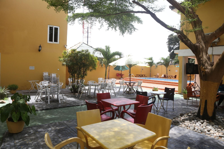 Food & Drinks, Okera Inn, Accra