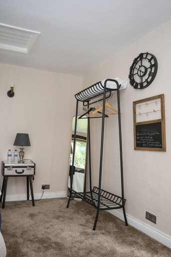 Sport & Beauty, Merrymouth Inn, Oxfordshire