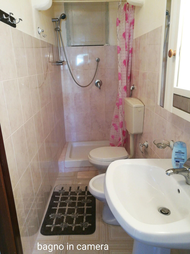 Bathroom 5, Alloggio dei Mille, Palermo