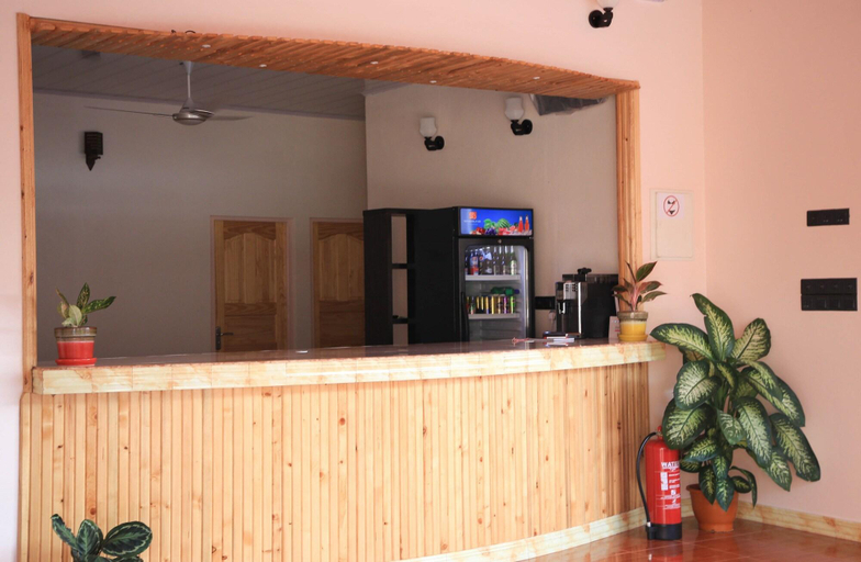 Public Area 2, Evila Inn Thoddoo