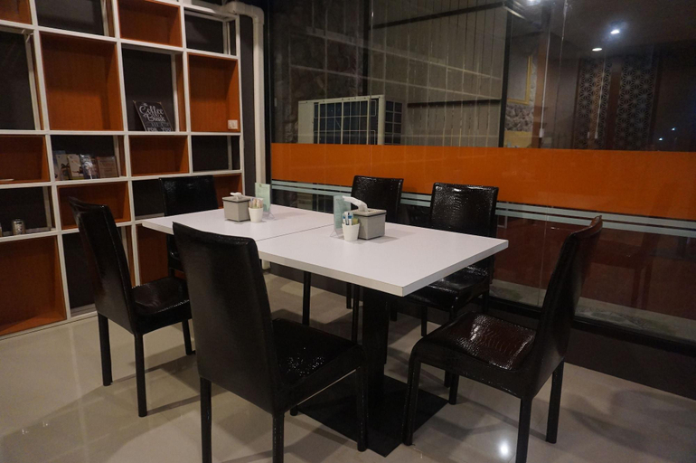 Others 5, Ruenwalee Hotel, Hat Yai
