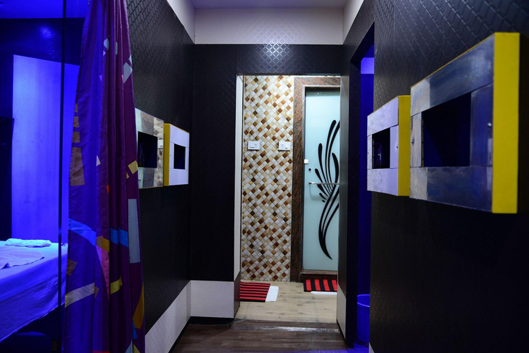 Public Area 3, Tri Sea Hotel, Kanniyakumari