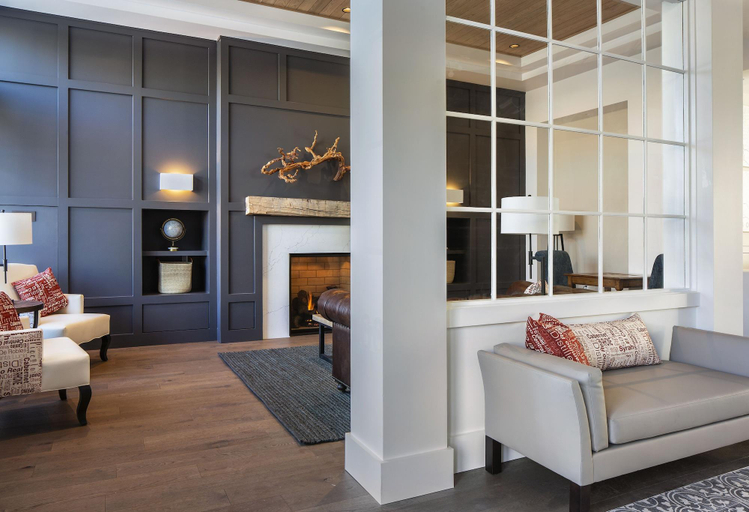 Public Area 4, The Piccolo at Paso Robles Inn, San Luis Obispo