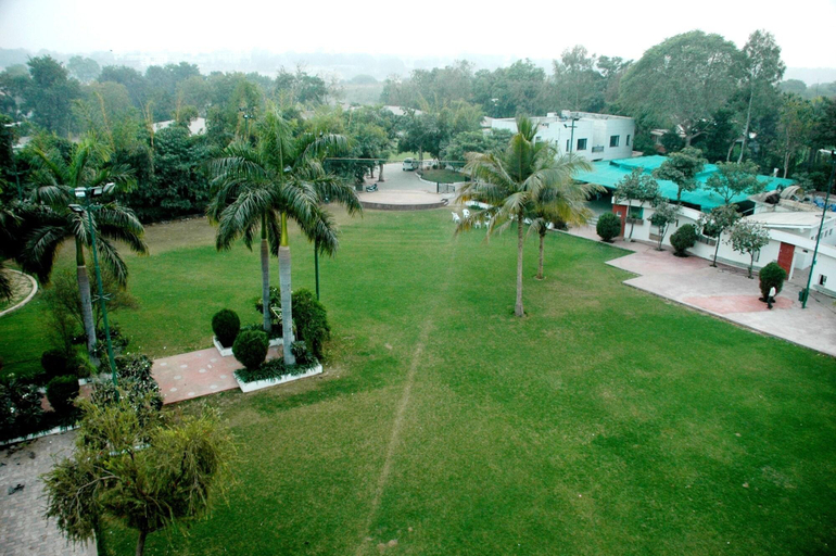 Exterior & Views 2, Hotel Kanan, Gandhinagar