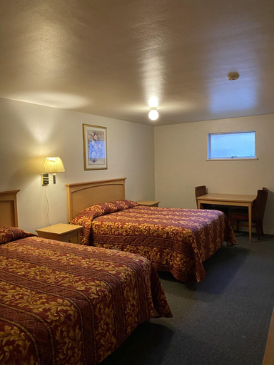 Sport & Beauty 5, New West Motel, SeaTac