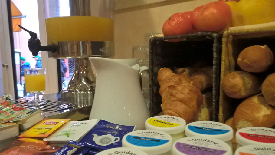 Food & Drinks 5, Hôtel Compostelle, Hautes-Pyrénées