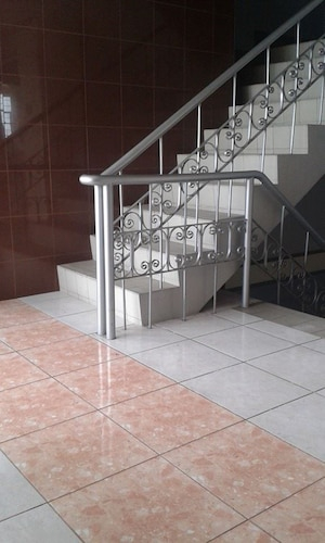 Hotel Canelsa, Tacloban City