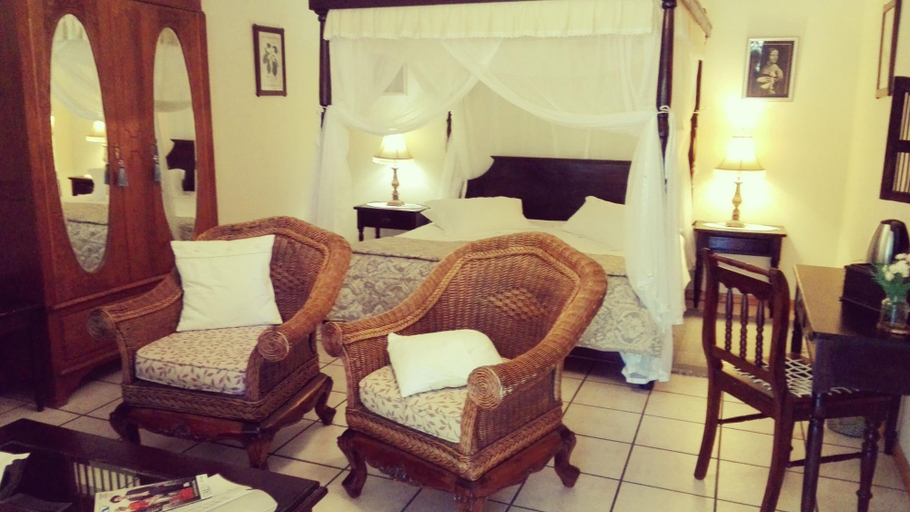 Public Area 3, Saxe-Coburg Lodge, Central Karoo