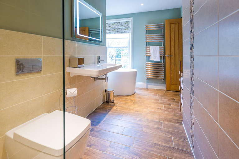 Bathroom 4, The Northumberland Arms, Northumberland